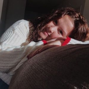 DEREK HEART TURTLE KNECK SWEATER